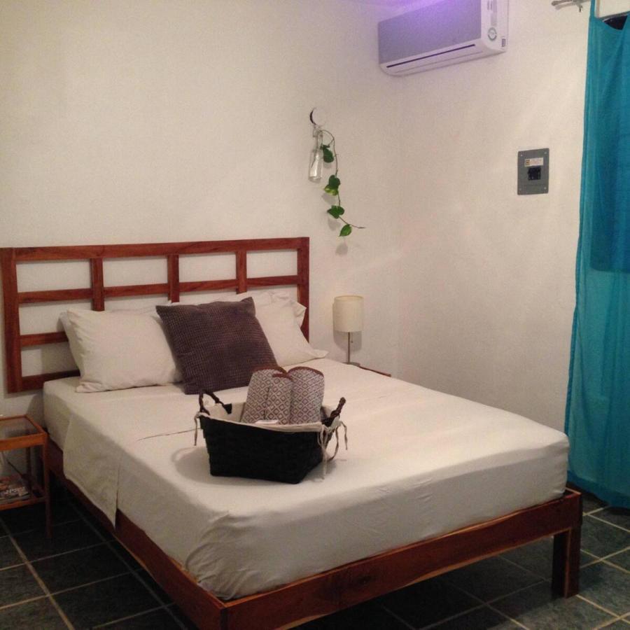 Casa De Hojas Apartment Плая дел Кармен Екстериор снимка